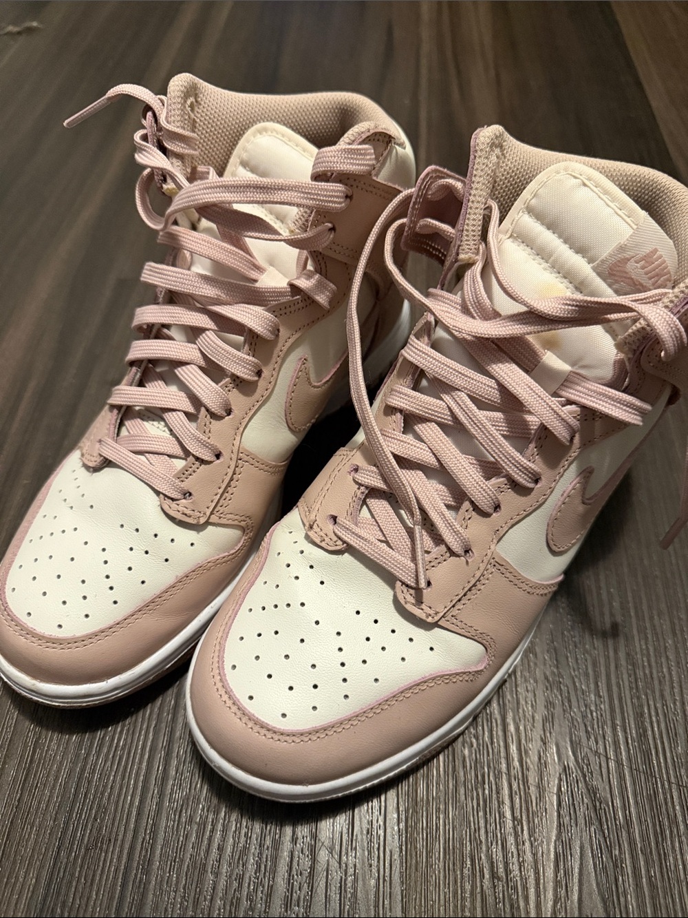 Nike dunk  Women’s High-Top Sneakers — Blush Pink & White
